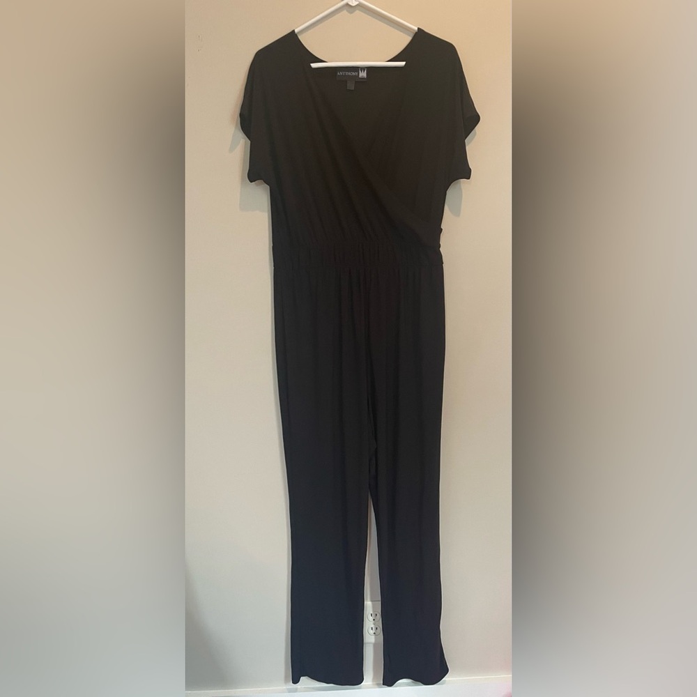 Classic Black Jumpsuit Full-Length Design